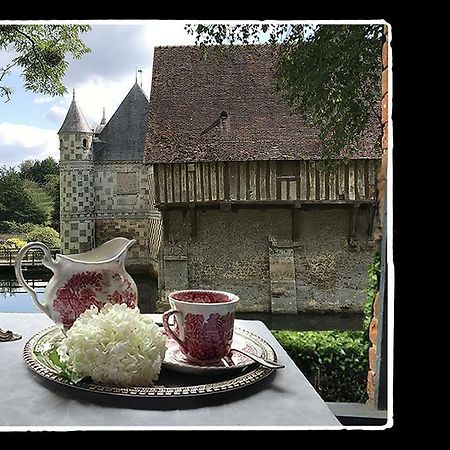 Manoir De Livet Bed and Breakfast Saint-Germain-de-Livet Exteriör bild