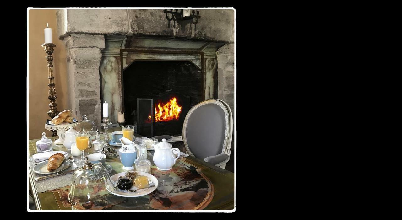 Manoir De Livet Bed and Breakfast Saint-Germain-de-Livet Exteriör bild